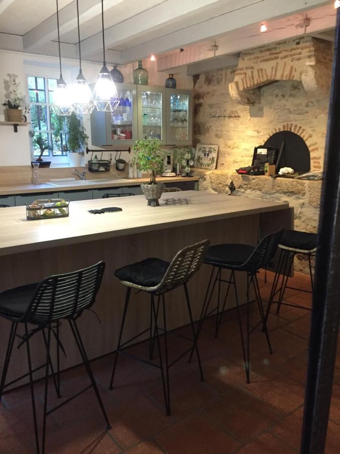 Maison De Campagne Avec Piscine Beduer ภายนอก รูปภาพ