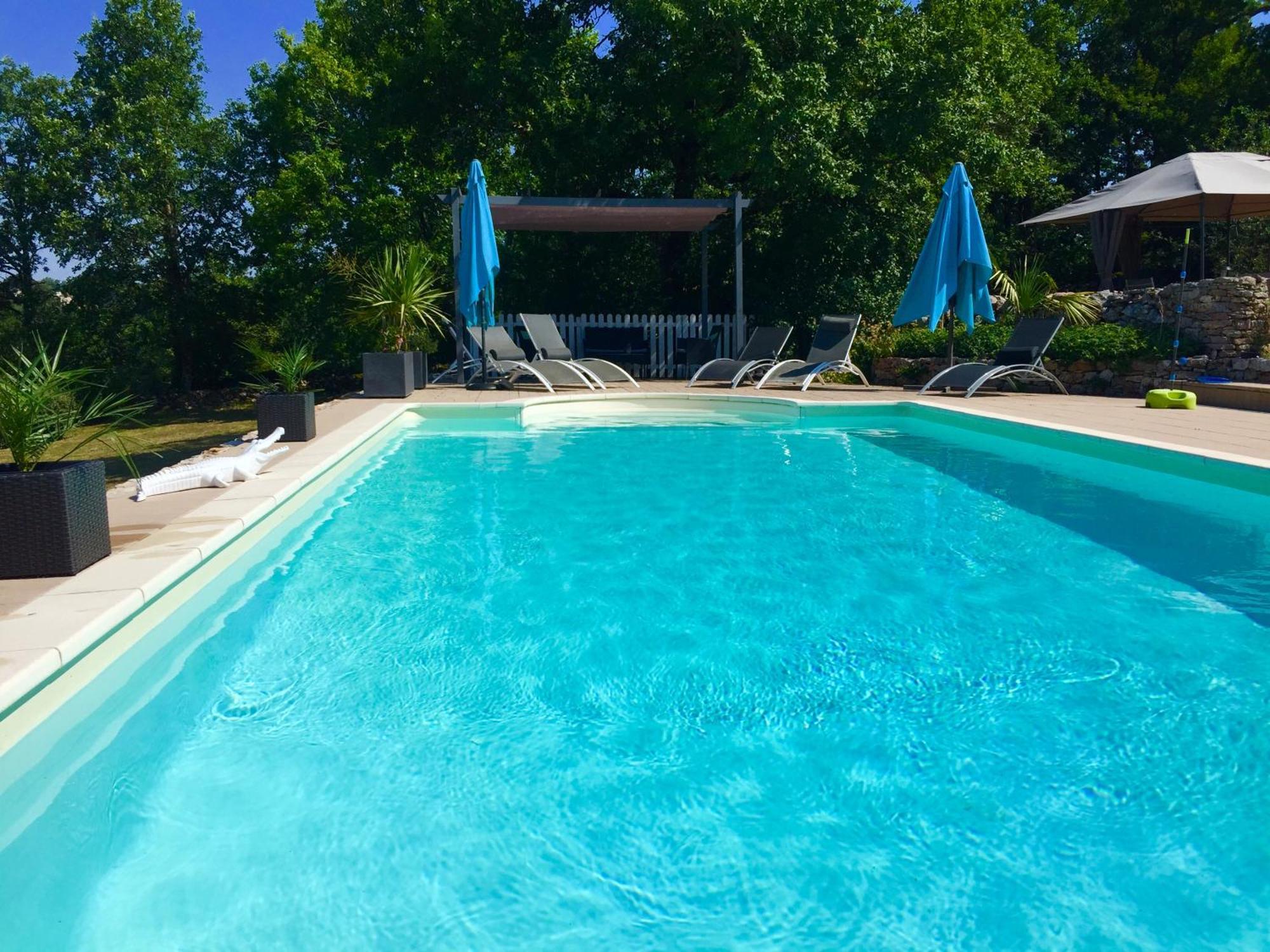 Maison De Campagne Avec Piscine Beduer ภายนอก รูปภาพ