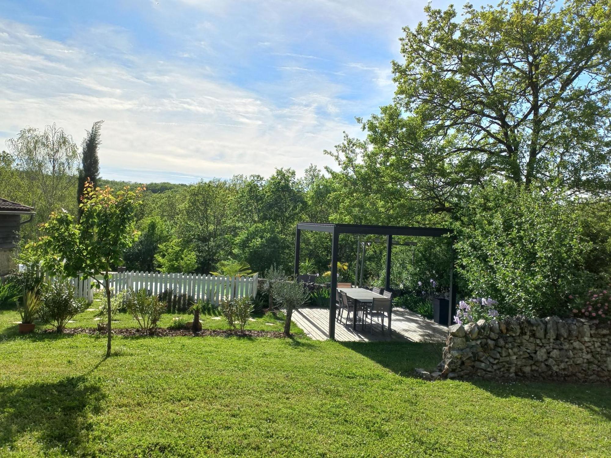 Maison De Campagne Avec Piscine Beduer ภายนอก รูปภาพ